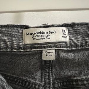 Abercrombie 90s straight ultra high rise curve love